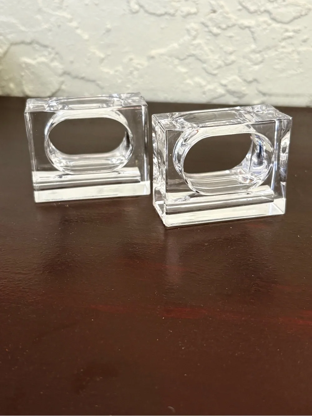 /vintage 2 sets of four Lillian Vernon clear lucite acrylic napkin ring holders